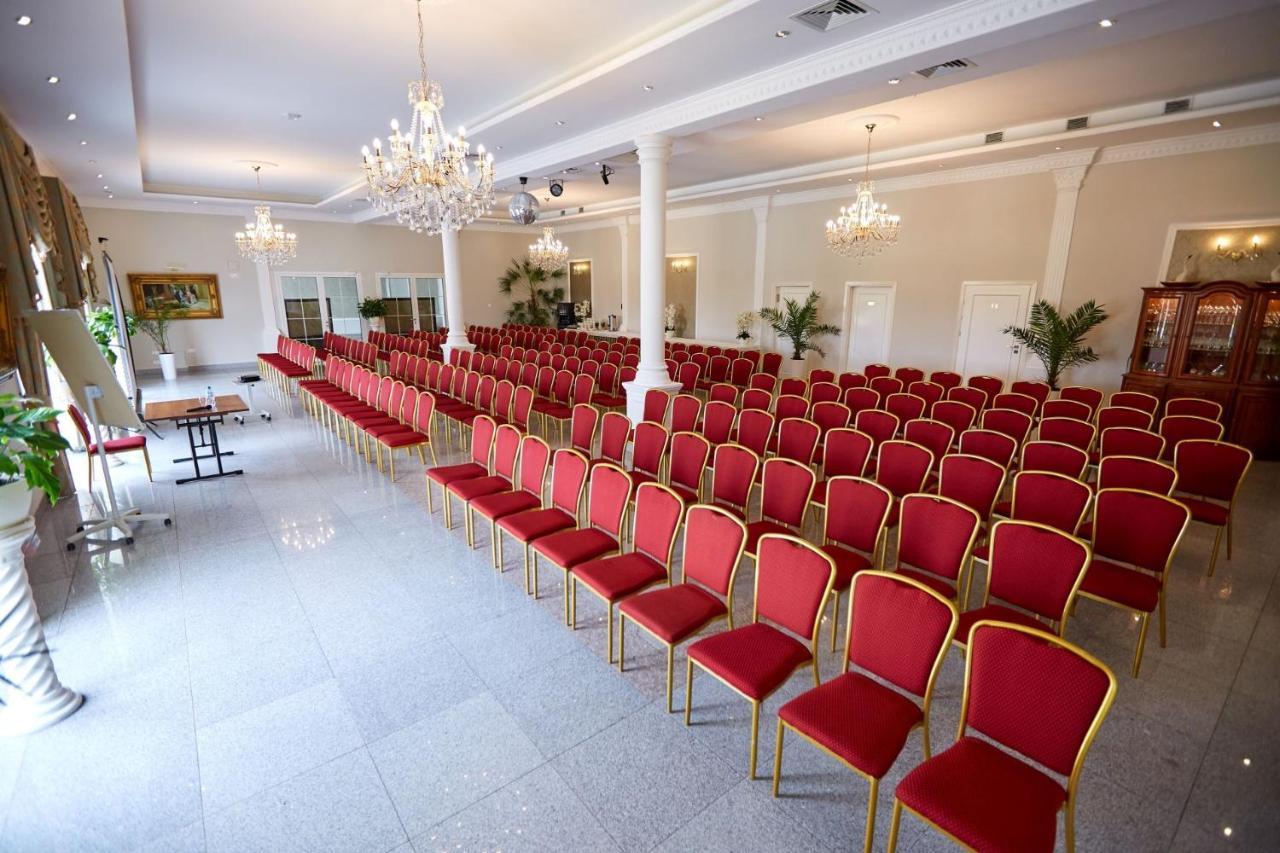 Parisel Palace Centrum Konferencyjno-Wypoczynkowe Klimki Pod Lukowem Exterior foto